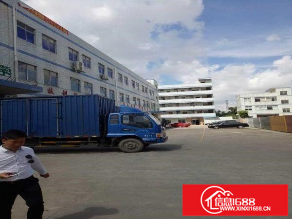 坪地新出标准厂房820平米带装修