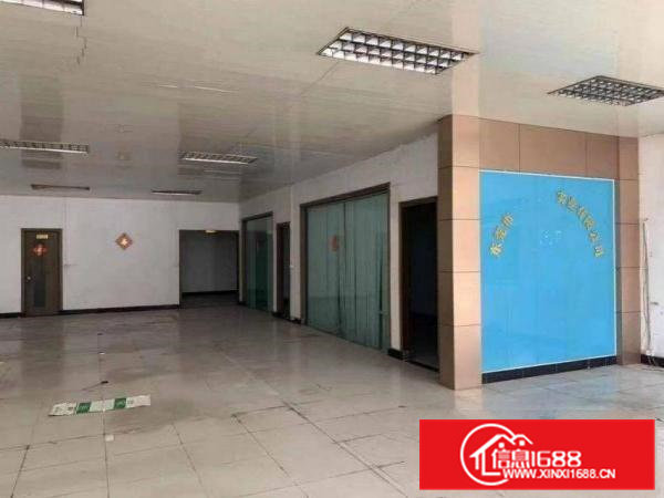 半仙山新出独院1550平方独院钢构厂房滴水7米，空地大