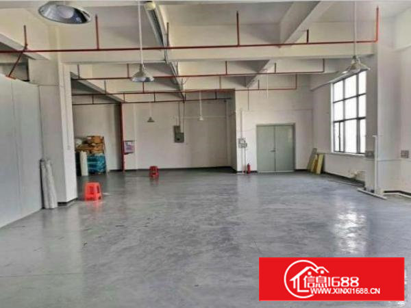 石岩街道业主直租一楼600平精装修厂房，采光好，通风好
