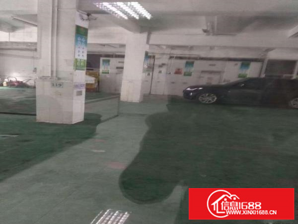 平湖白泥坑工业区1000平方精装修配送厂房出租，现成冷库