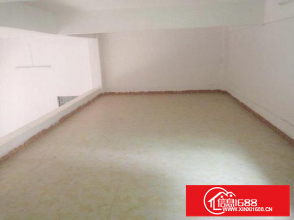 江北附近136平带阁楼交通方便