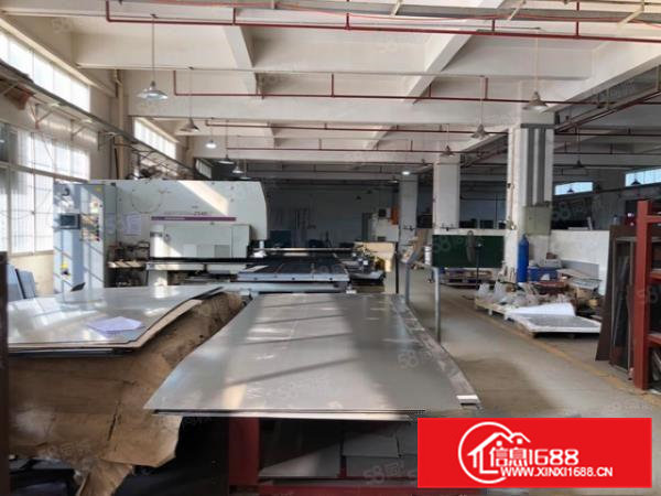 清溪三中新出一楼1100平,现成装修水电,原房东