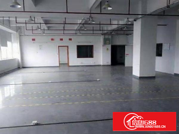 石岩麻布招租楼上厂房580平，有红本，产证齐