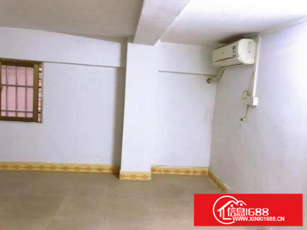 面积宽敞可做仓库房东人好