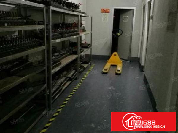 宝安福永新出厂房300平，业主搬家急转低于市场价出租