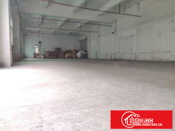 凤岗五联新出楼上415平厂房，租5000元，园区大好停车