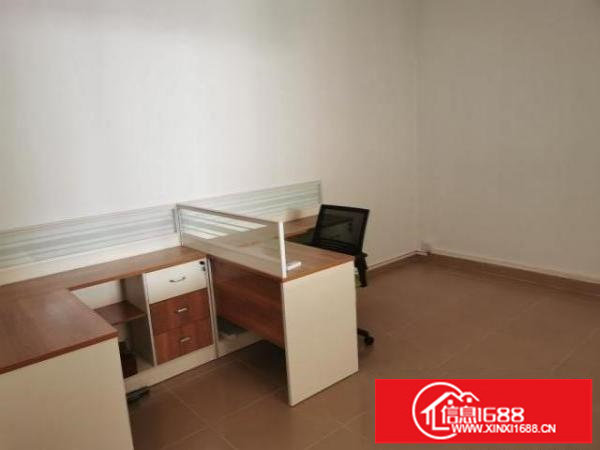 200平方带装修办公室出租