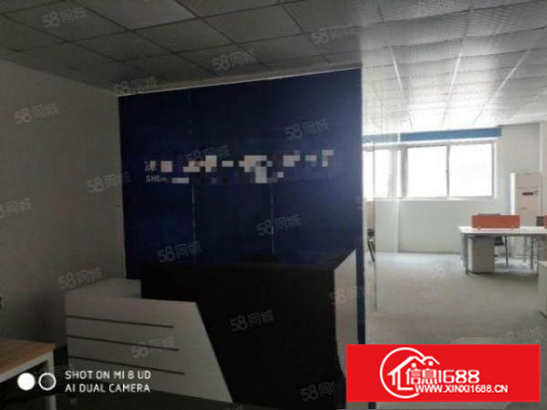 石岩镇中心2楼210平，精装修，无转让费