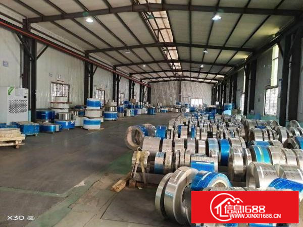 大岭山原房东单一层钢结构厂房1300平米分租，带行车