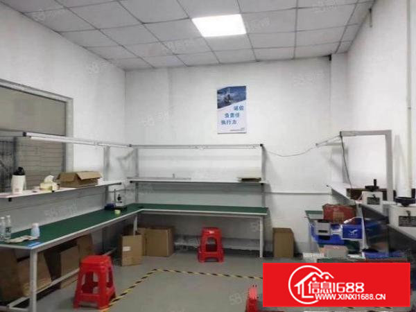 凤岗五金冲压注塑厂房出租一楼500平米空地大水电齐5米高