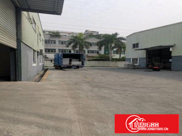 厦边振安路新出8米高全新钢构