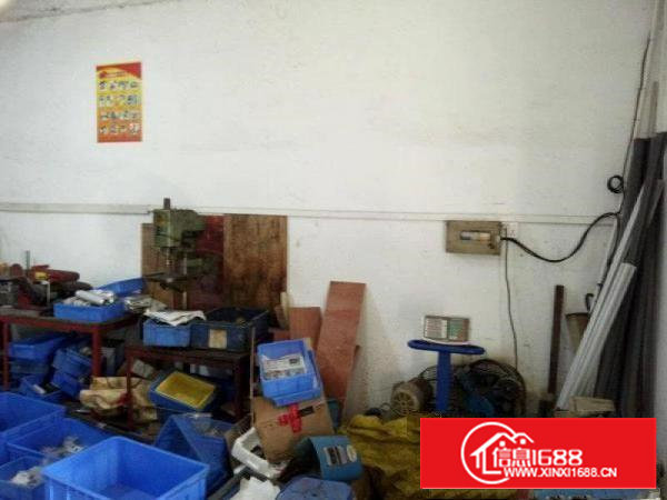 沙井三楼300平带2吨货梯,产证齐全,可环评