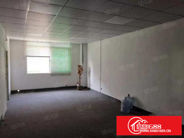 石岩山城工业区，830平米厂房，独立户型，带装修，免转让费