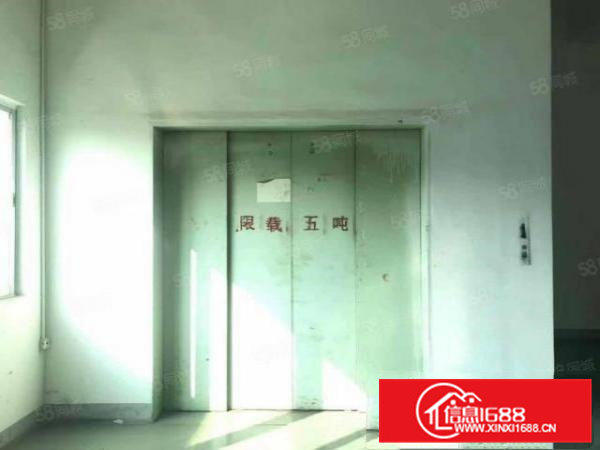 大岭山梅林新出2楼600平标准厂房出租，水电线路到位