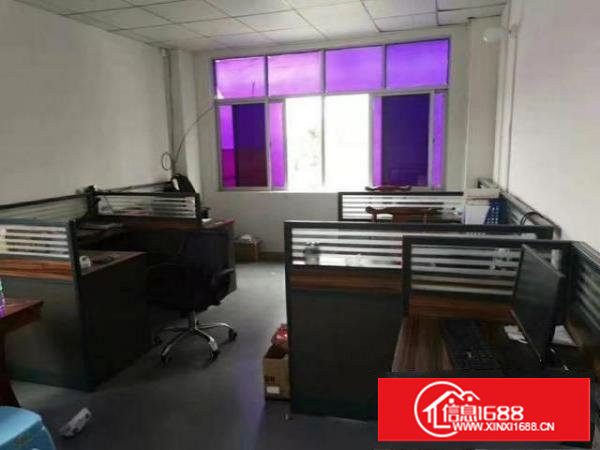 出租长安街口乌沙280平方厂房，园区形象好，水电齐全