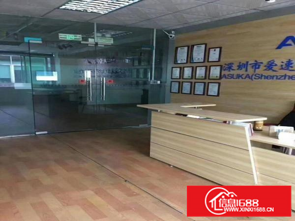 平湖华南城西门带装修2楼1150平方厂房出租