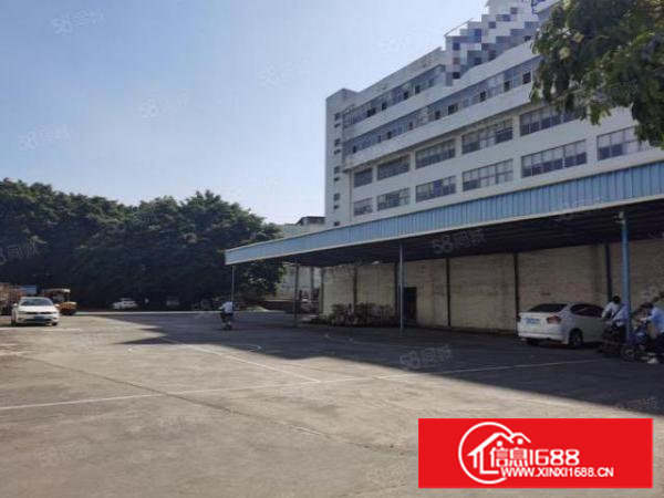 长安镇锦厦楼上1100平方，园区干净整洁，大小可分租