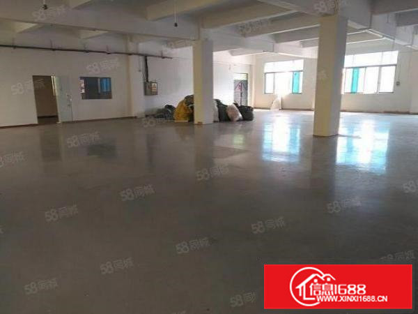 寮步霞边厂房430平,650,1000平方,院子宽敞好停车