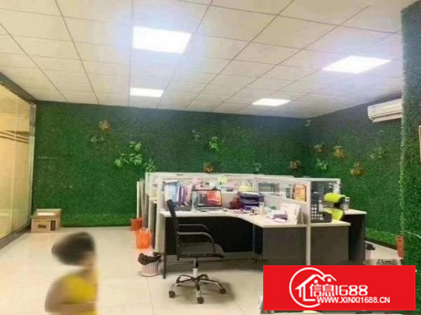 福永塘尾工业园楼上900平厂房带装修无转让费出租