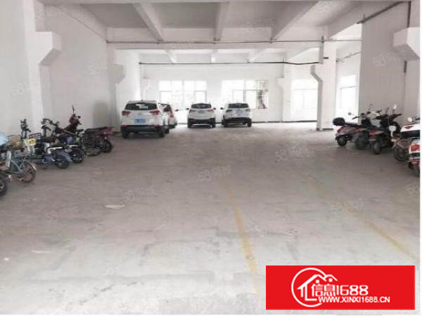 长安镇街口新出一楼650平厂房招租