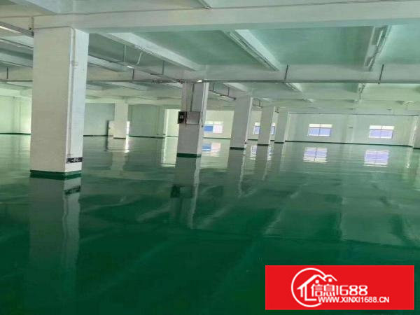 清溪新出楼上厂房2200平，可分租，全新地坪漆