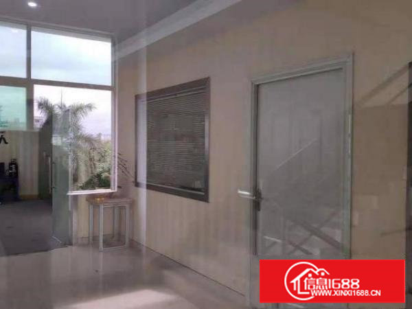 出租谢岗镇谢岗城区260平方厂房，精装修水电齐全，位置好停车