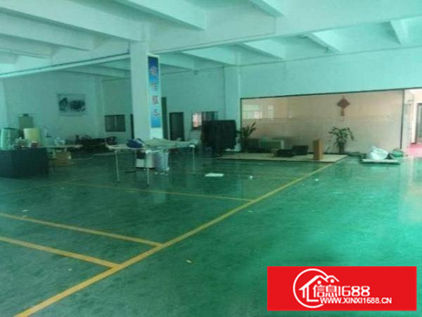 公明李松蓢出租厂房2楼800平，采光好，设施齐全