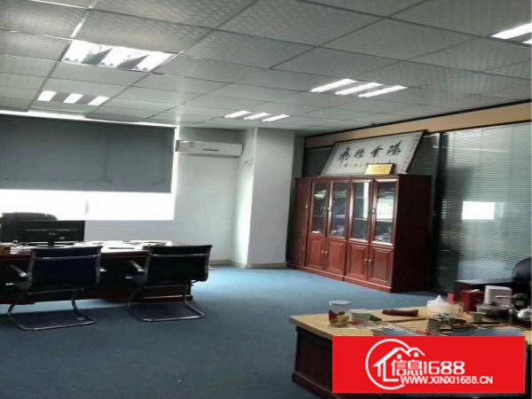 龙华观澜章阁大富工业区楼上800平带装修标准厂房