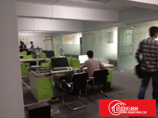 坂田布龙路带装修150平200平300平出租