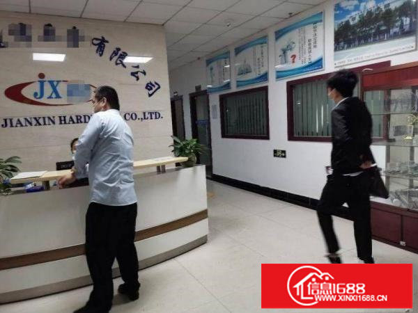 横岗新出原房东楼上带豪华装修厂房3300平，配电大