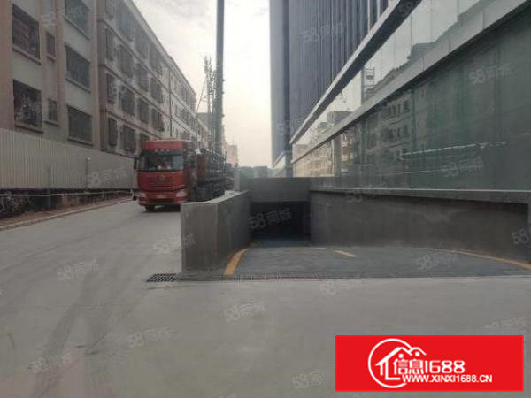 寮步原房东带卸货平台厂房招租！