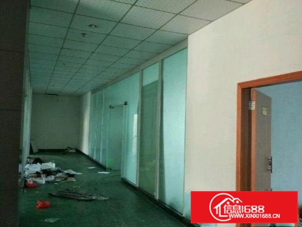 石排黄家宝独门独院单一层1000平方出租