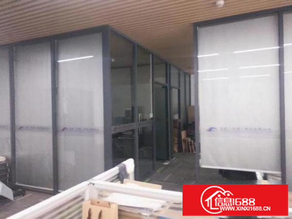 爱联地铁站旁边500平