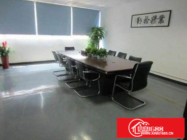 坂田杨美地铁站边精装修厂房2500平方出租可分租