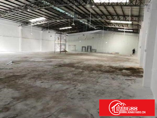 寮步良边单一层砖墙到顶小独院厂房1100平方出租，带现成装修