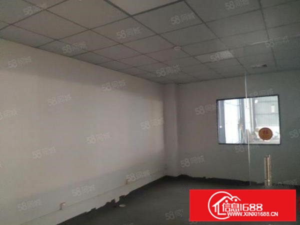 横沥镇一楼带行车厂房出租，工业用地钢构厂房现成行车办公室