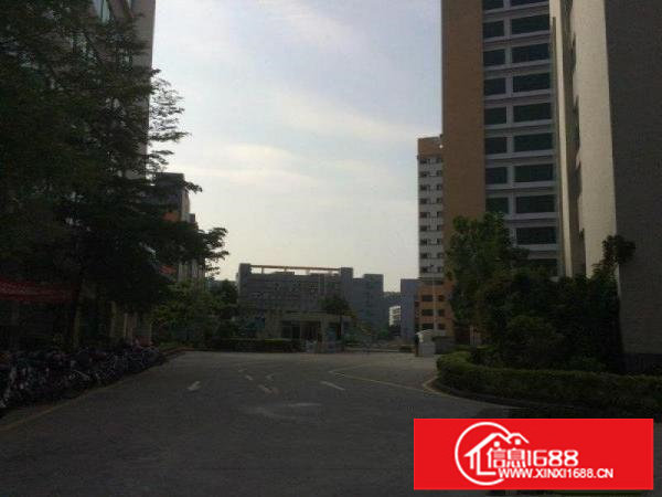 龙岗高新产业园内三楼厂房1200平米现成水电装修租