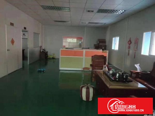 清溪新出标准厂房二楼550平，报价8元，报价8元，报价8元