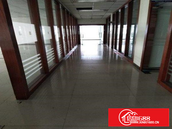 长安万科对面新出村委独院2500平方实际面积厂房出租