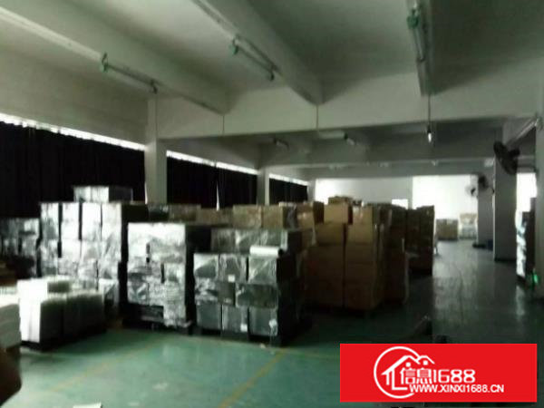 坪地大工业区2楼精装电子厂房2000平米13元