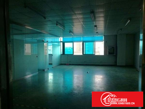 新木工业园独院厂房分租二楼650平米