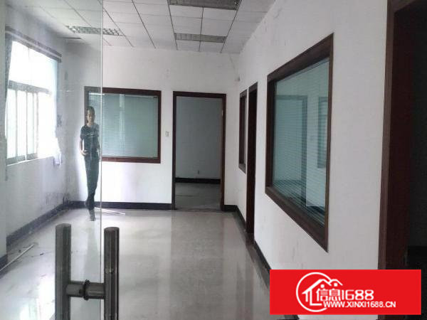 雁田南山工业城靠山边独院7000平方出租