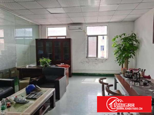 石岩松柏路罗租楼上700平精装修实际面积出租，