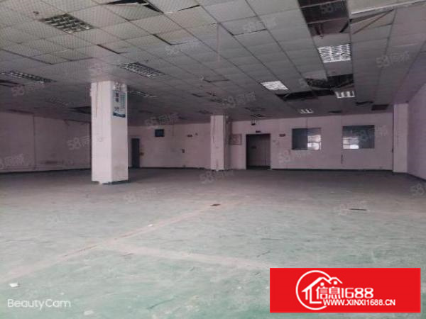 实拍沙井万丰楼上580平厂房出租