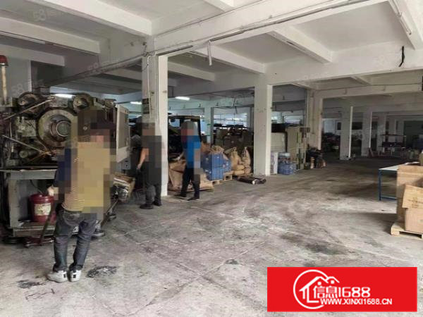 石排标准厂房三层5000方出租，现成办公室，位置佳！