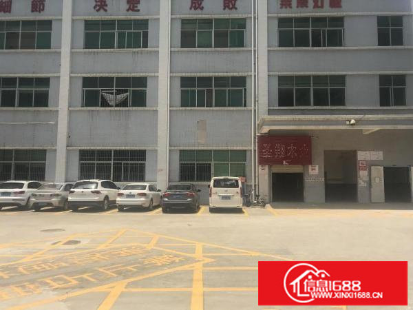 坂田上雪科技园附件新出300平方一楼场地