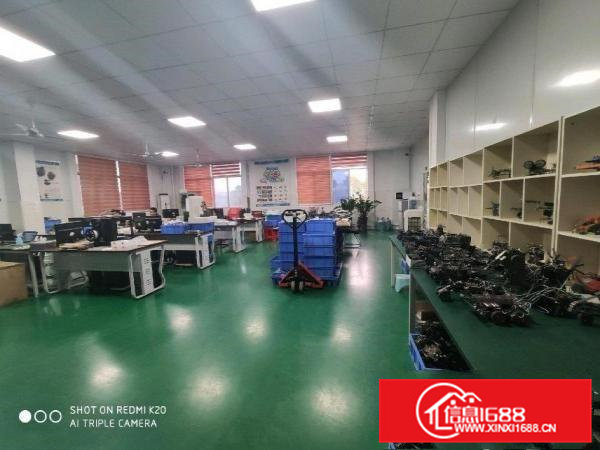 桥头新出厂房，全厂全新豪华装修，水电齐全零转让费