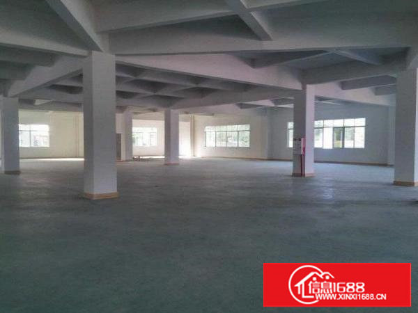 莆心湖标准厂房3000平有办公室装修出租，配有货梯，人流量大