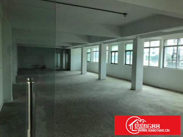 该厂房可做仓库办公，交通方便，环境优美，安静！中介勿扰