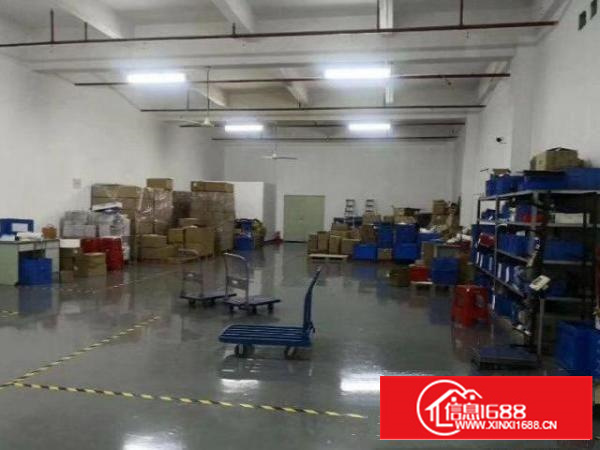 京山新出厂房楼上精装700平出租，水电齐全